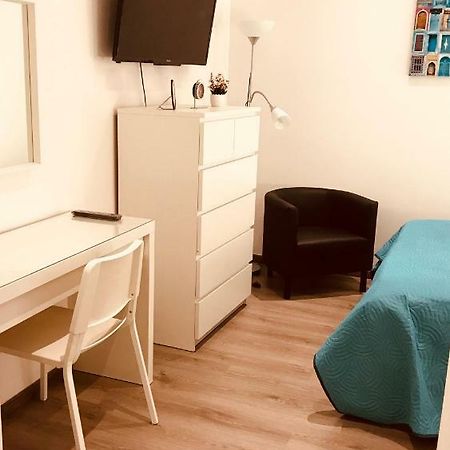 St. Julians Homestay St. Julian's Zewnętrze zdjęcie
